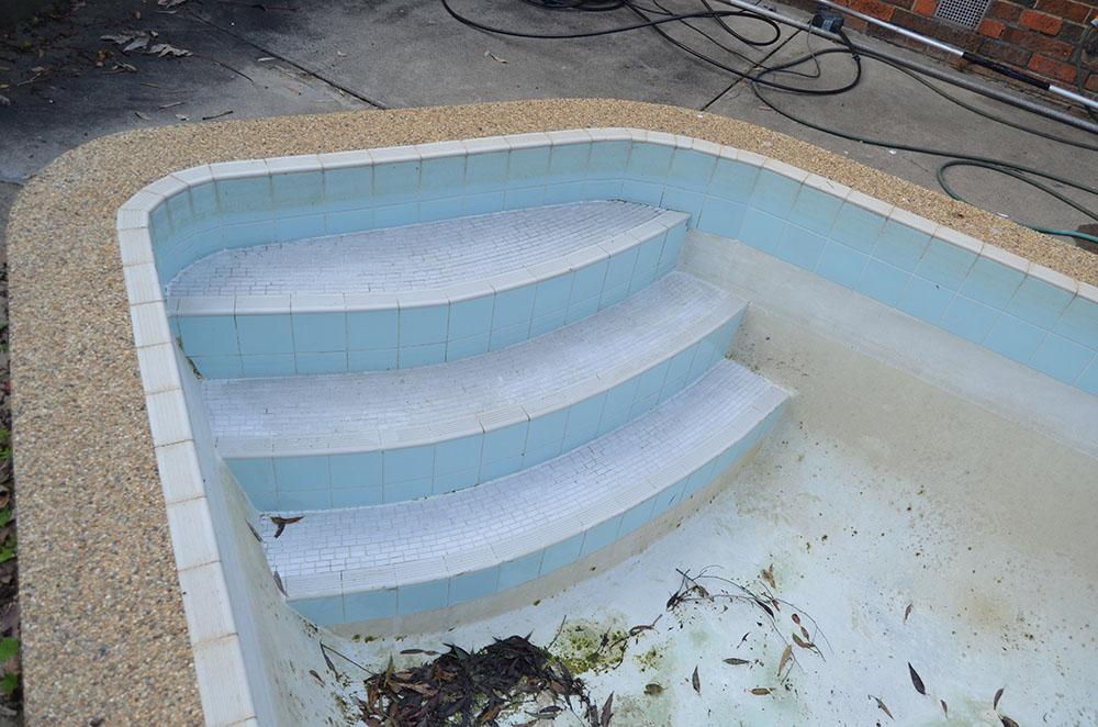 Marblesheen Pool Steps before tiling
